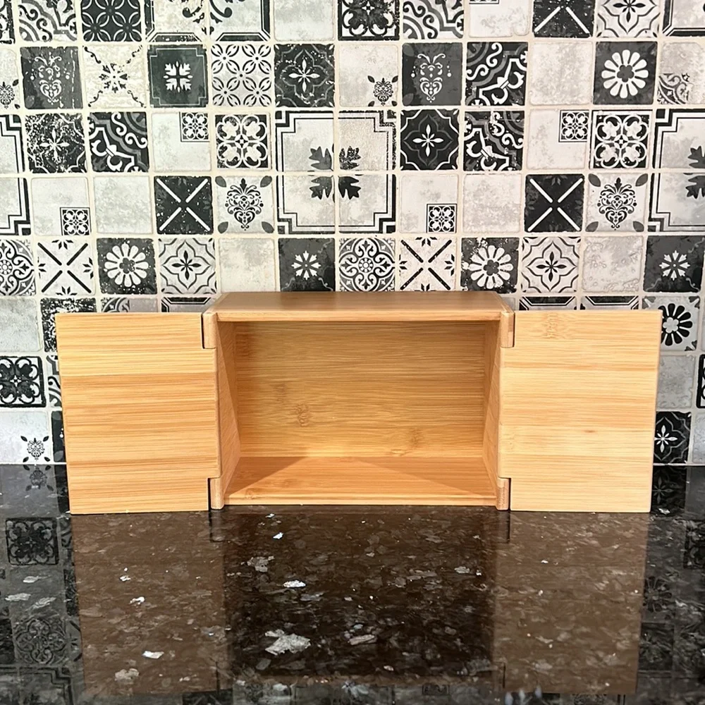NWT vanity organizer